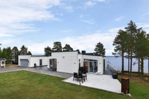 Luxury modern 5BR beach House for Weekend Getaways near Piteå in Piteå